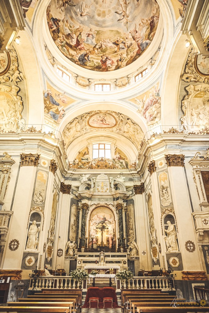 Panoramic shot in church