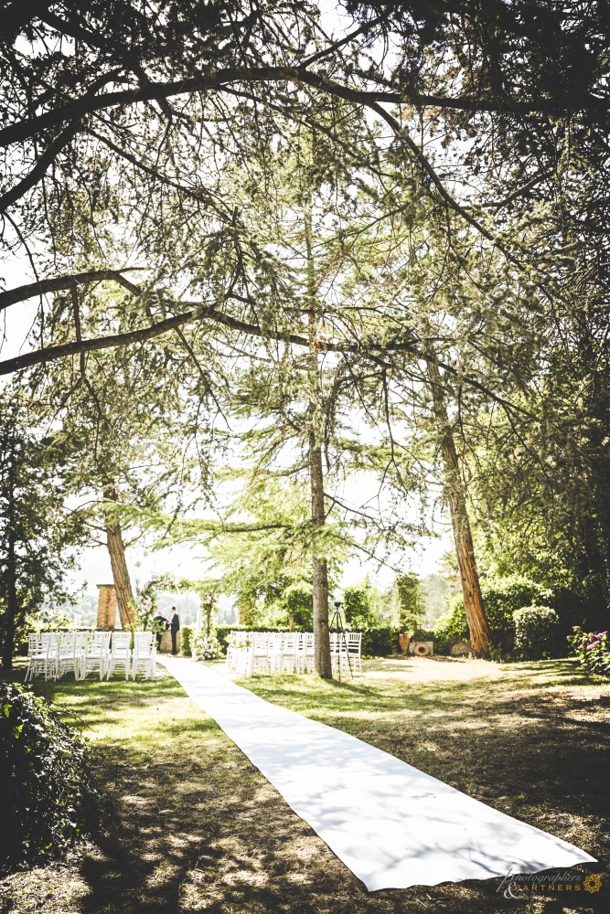 Ceremony setting