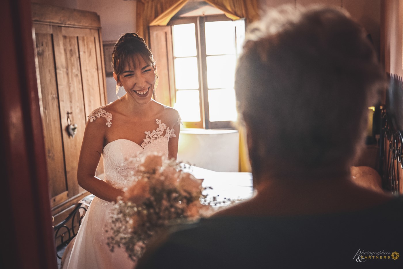 First look with the mother of the groom