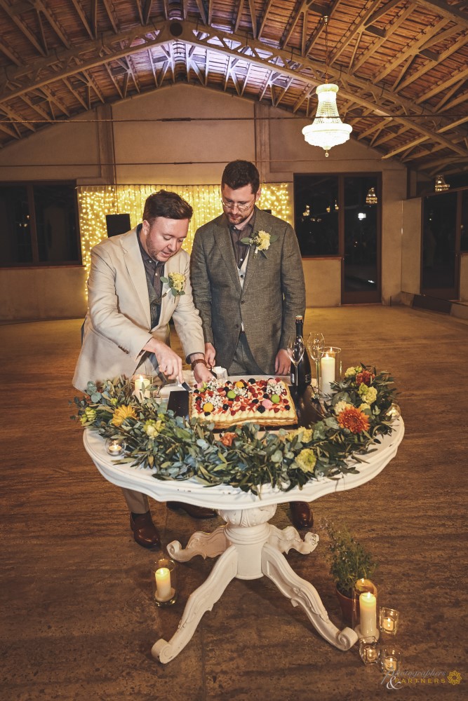 Cake cutting